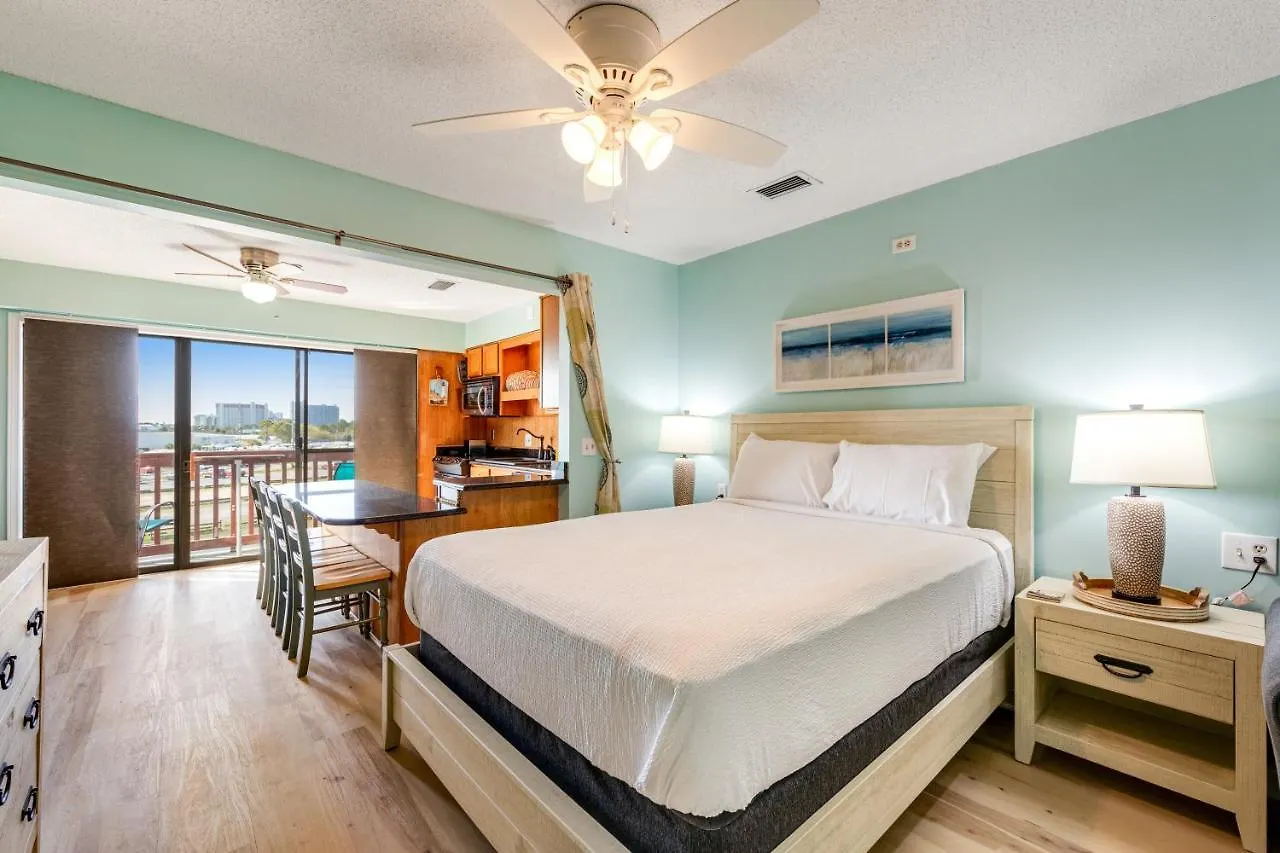 The Inn At St Thomas Square 1309C Lower Grand Lagoon 0*,